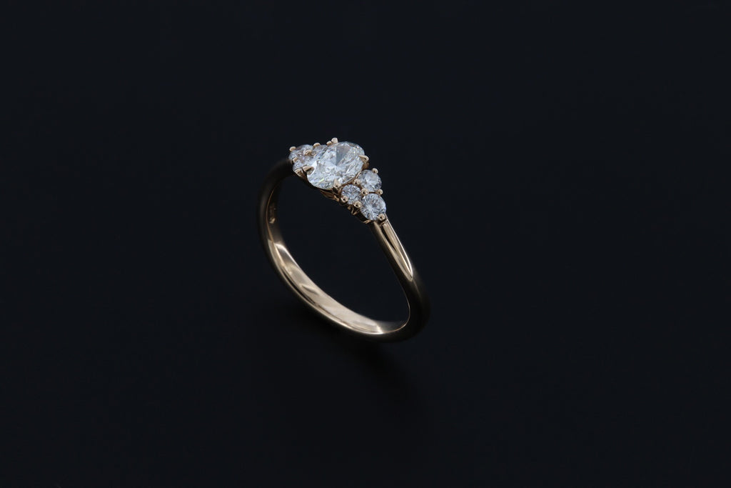 Intreccio in oro rosso con Diamanti