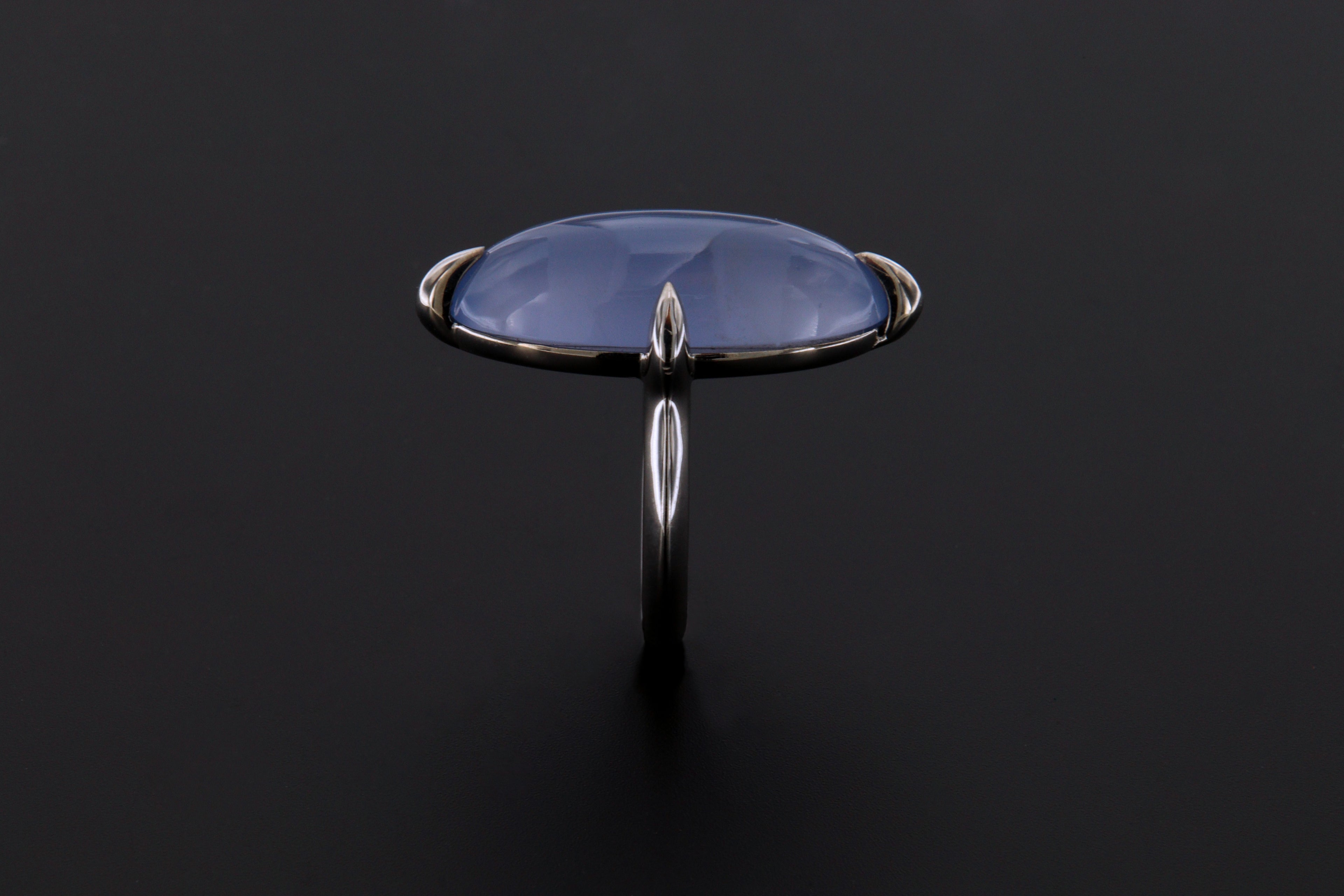 Artiglio con Calcedonio