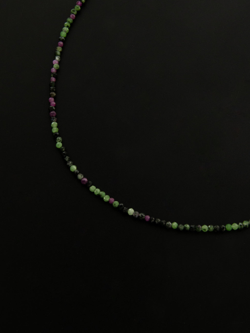 Girocollo Beads con Rubizoisite