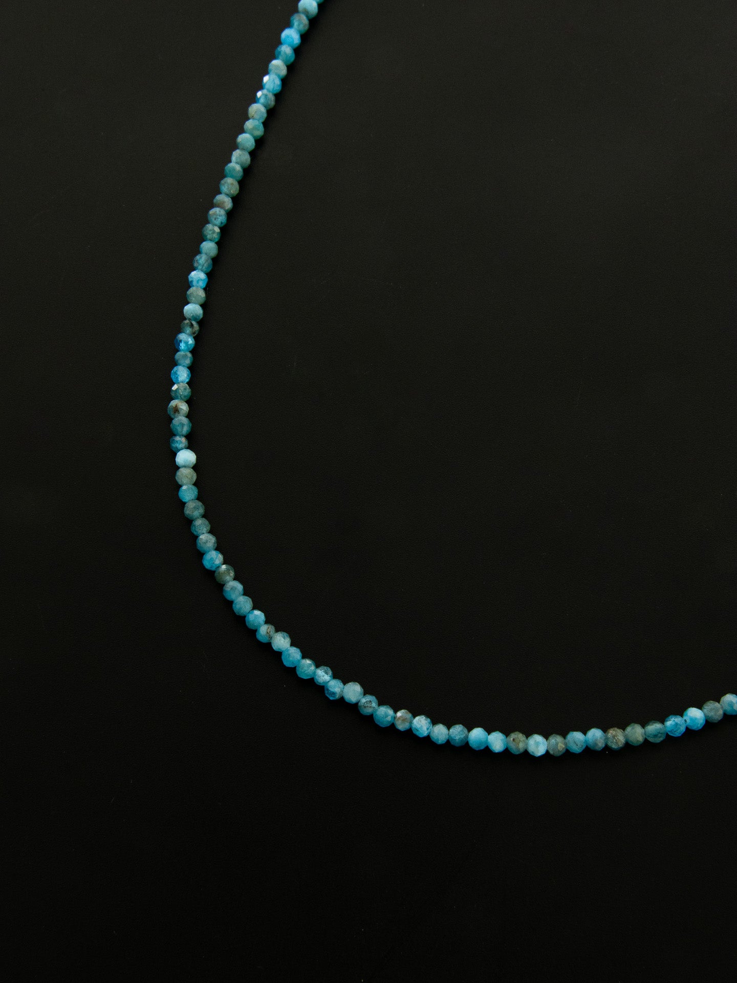 Girocollo Beads con Apatite