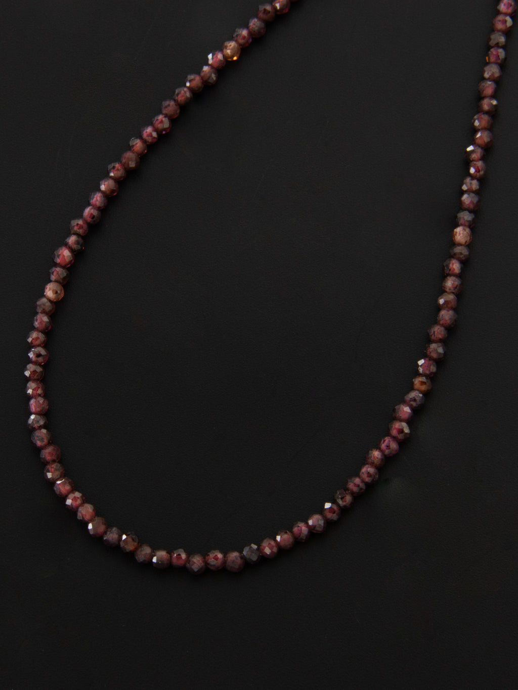 Girocollo Beads con Granati
