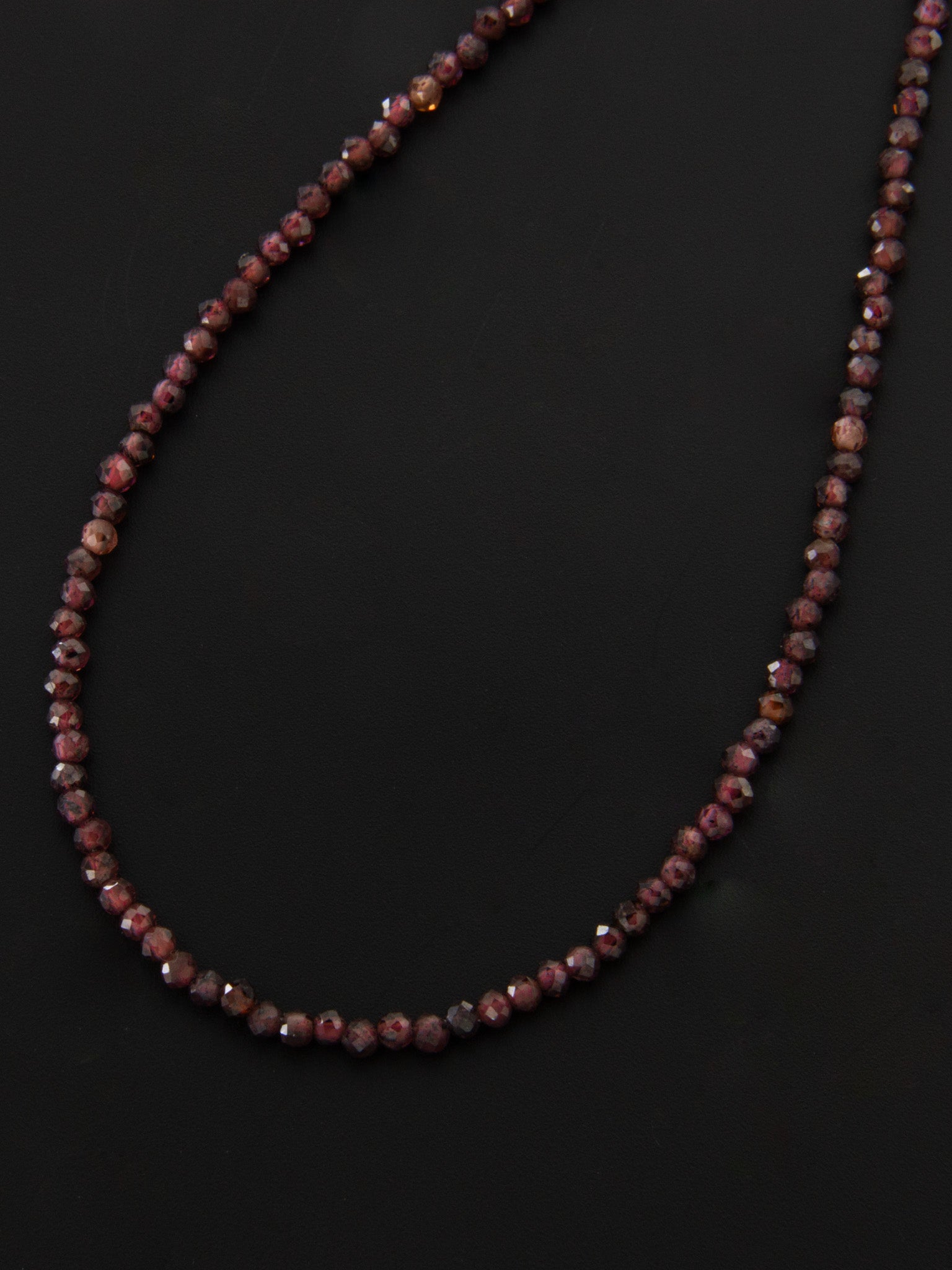 Girocollo Beads con Granati