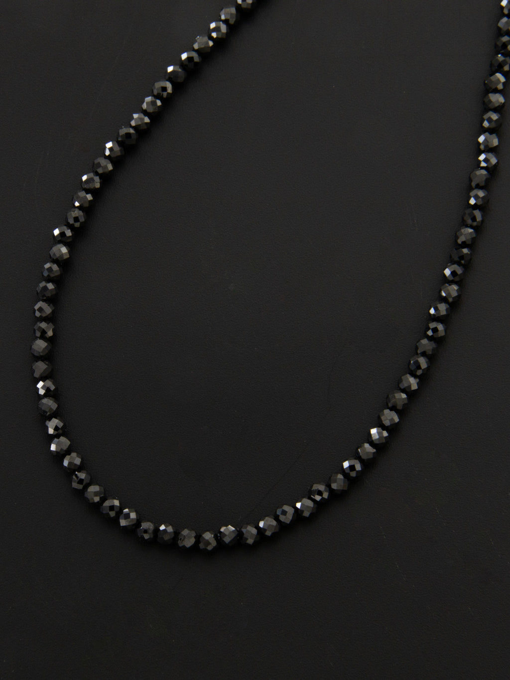 Girocollo Beads con Spinello