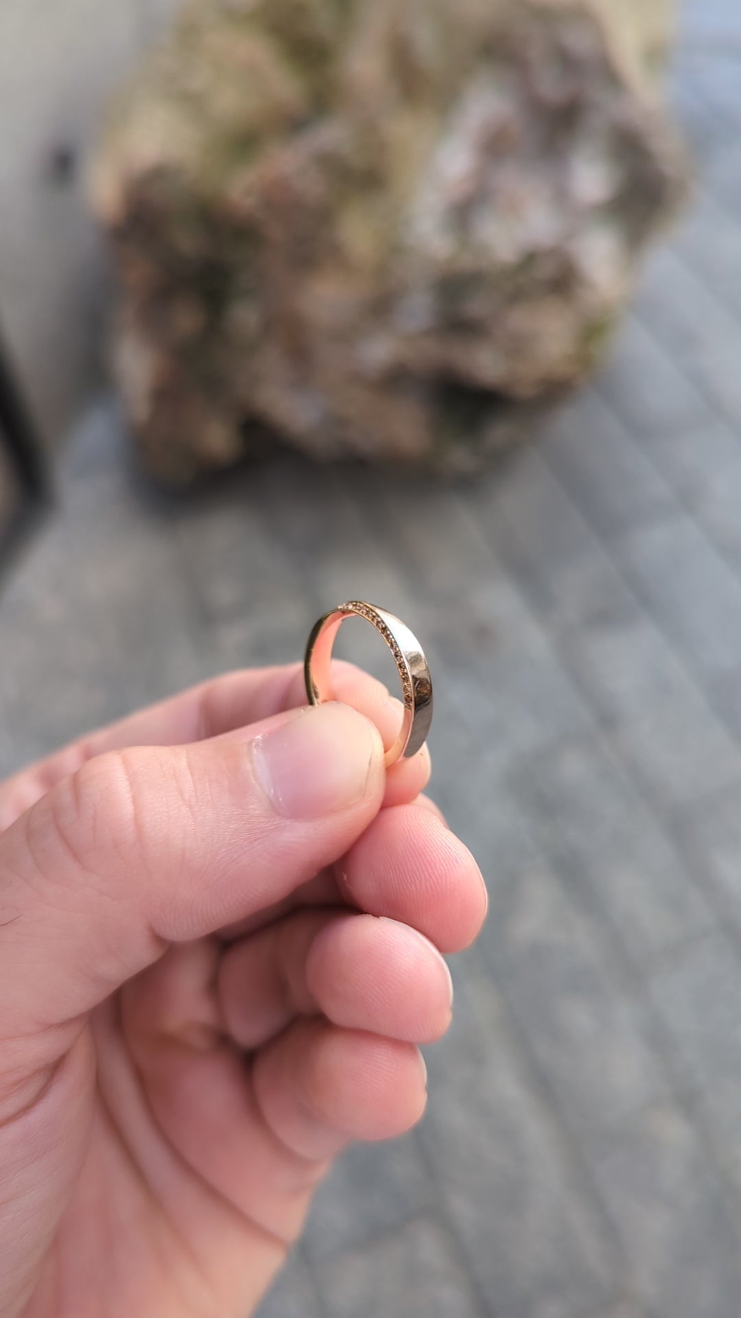 Möbius con Diamanti brown