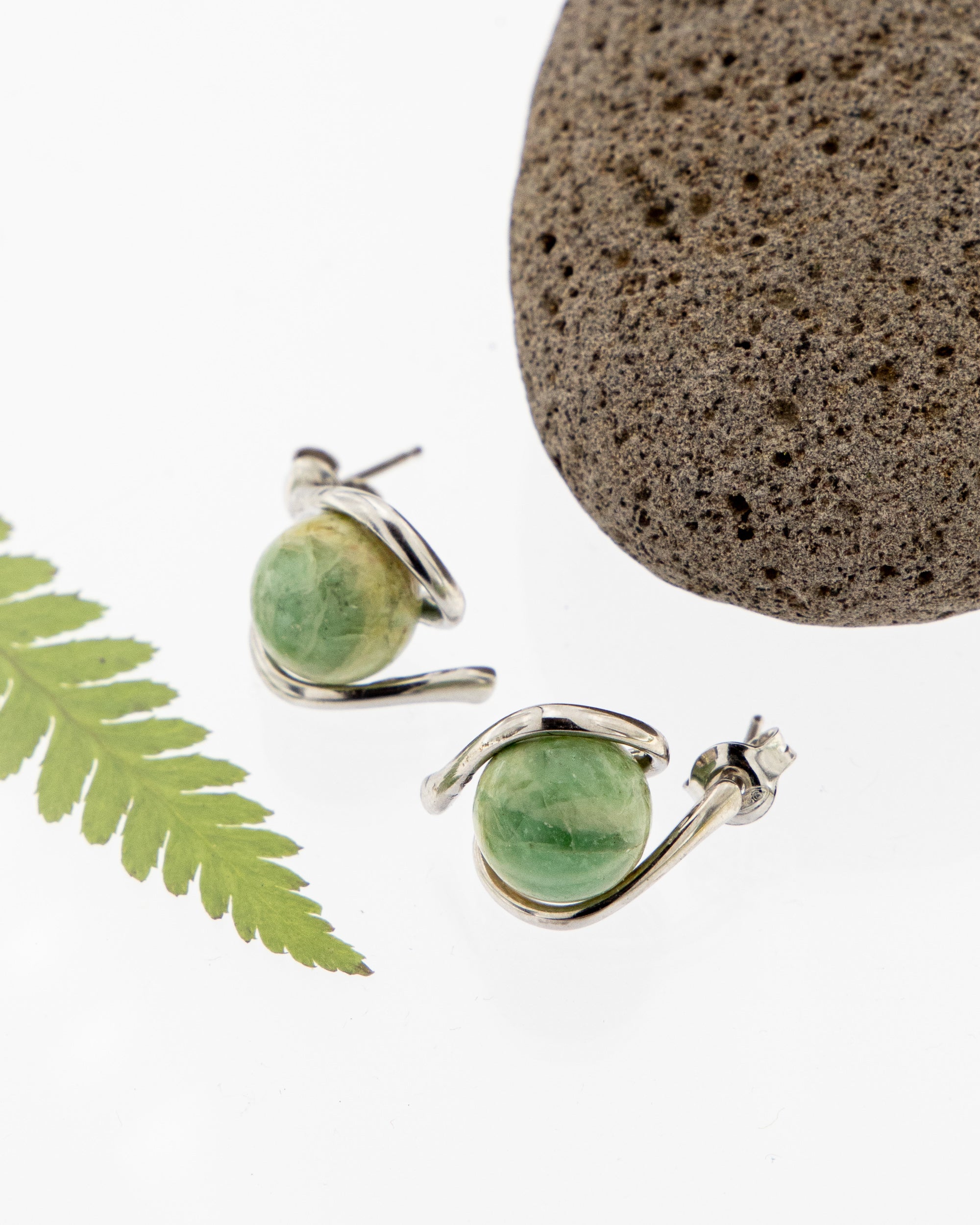 Studs Abbraccio con Serpentino Nobile della Valmalenco